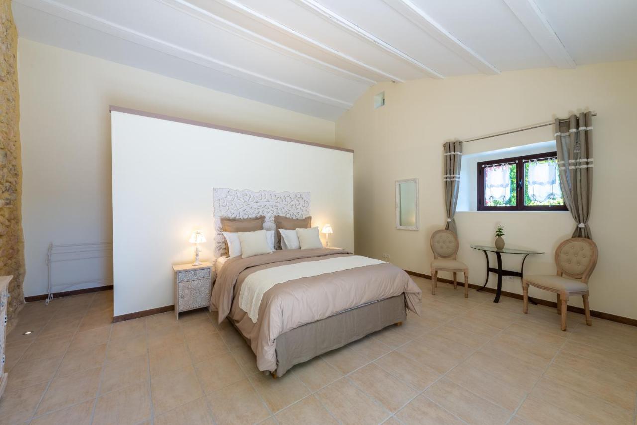 Maison D'Hotes Les Caroubiers Montsegur-sur-Lauzon Екстер'єр фото