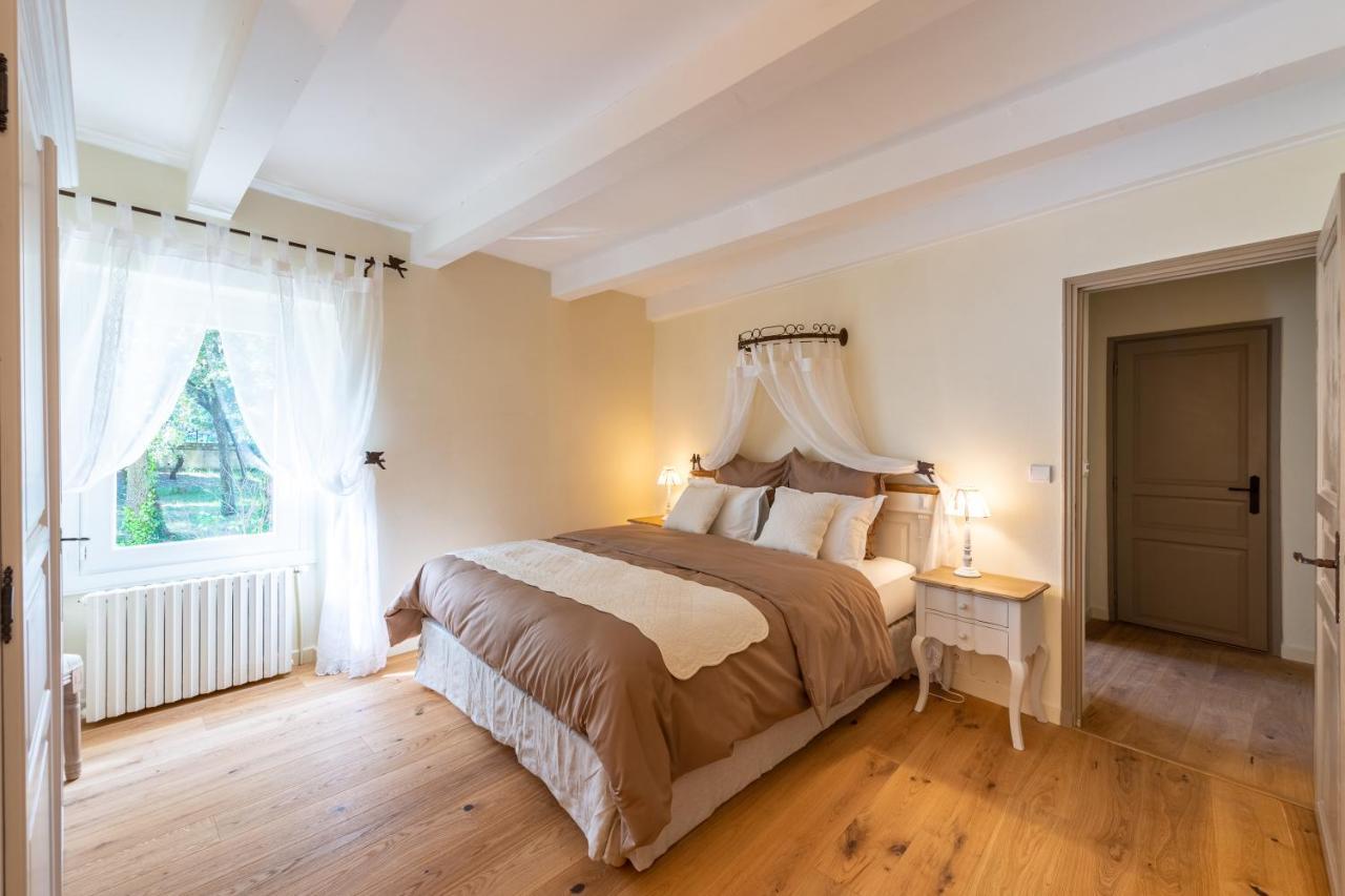 Maison D'Hotes Les Caroubiers Montsegur-sur-Lauzon Екстер'єр фото